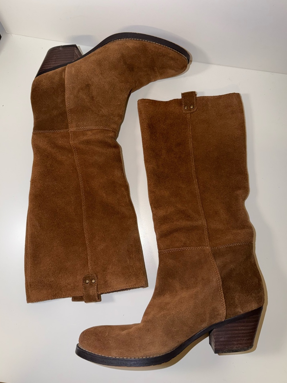 Crown Vintage Women's Tan Brown Suede Western Mid-Calf Heeled Boots Size 8